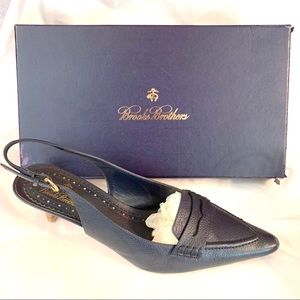 Brooks Brother Navy Blue 6.5 Leather Heel